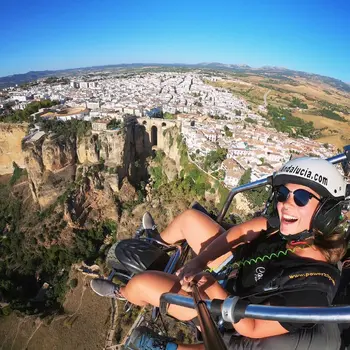 Vuelo en paramotor en Ronda con vistas a la Serranía