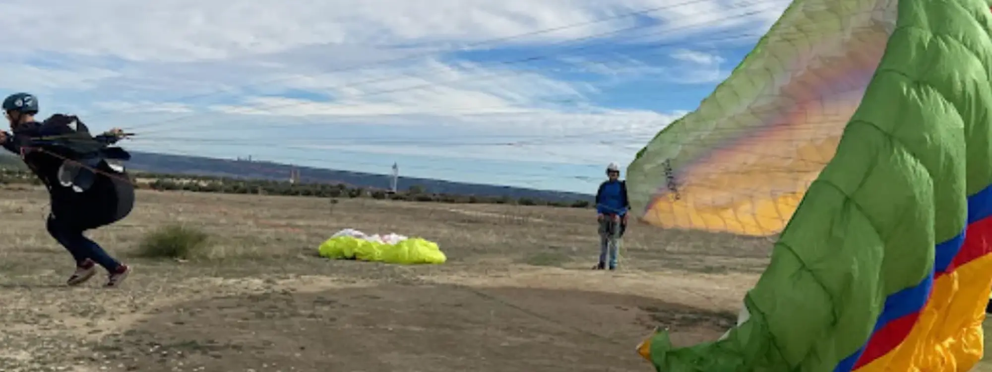 Bautismo de vuelo en parapente biplaza en Arcones, Sierra de Guadarrama
