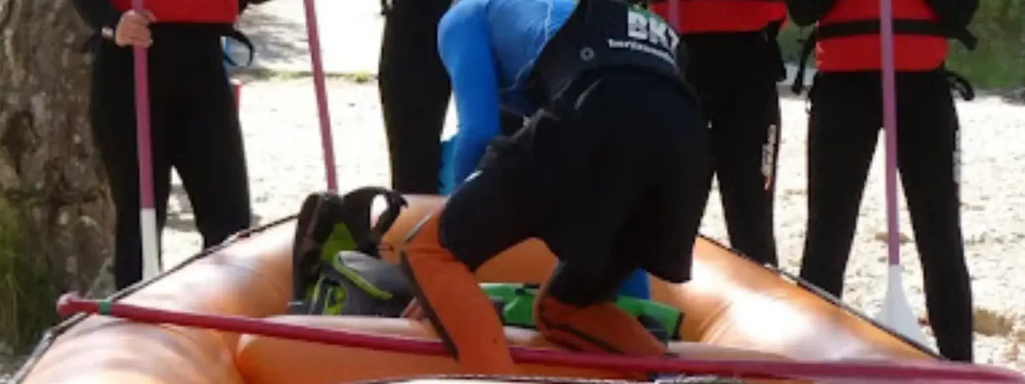 Rafting bajo los Mallos de Riglos desde Murillo de Gállego