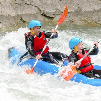 Canoraft en el río Gállego desde Murillo de Gállego