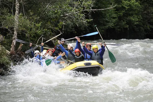 Rafting en el Alto Ebro y 3 tramos diferentes desde Arroyo