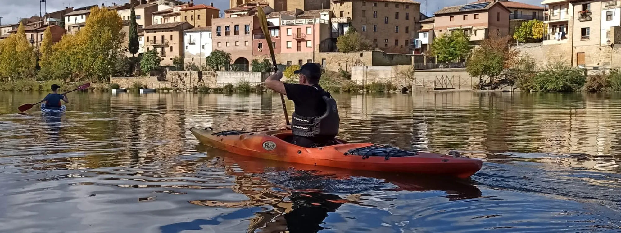 Descenso en kayak nivel alto Salinillas – Haro con almuerzo