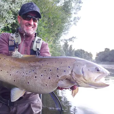 Jornada de Pesca guiada en el río Tormes