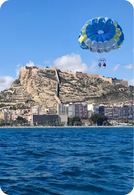 Parasailing en Alicante desde el Puerto Deportivo