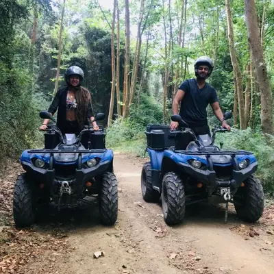 Excursión en quad biplaza por el Parque Natural del Montnegre desde Santa Susanna