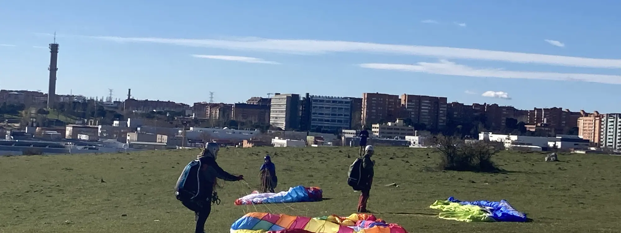 Curso de introducción al parapente en Madrid
