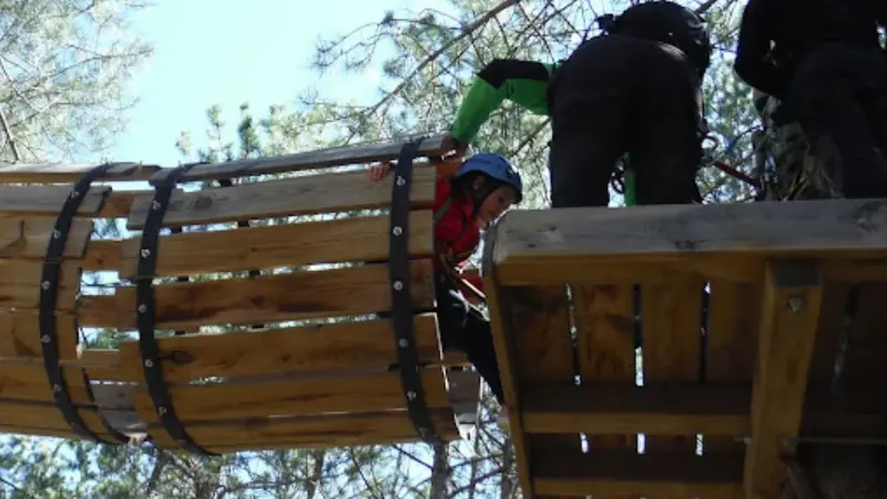 Parque de aventura Valdelagua en Martín del Río, Teruel