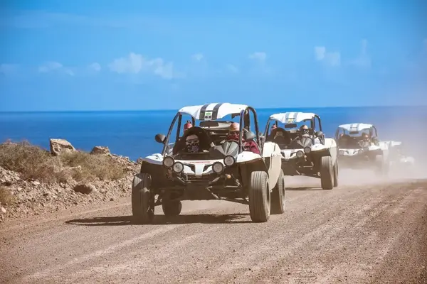 Ruta en buggy Premium Can-Am de hasta 4 plazas por Corralejo