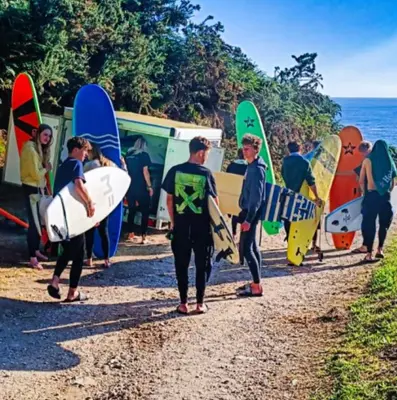 Campamento multiaventura para adultos en Llanes