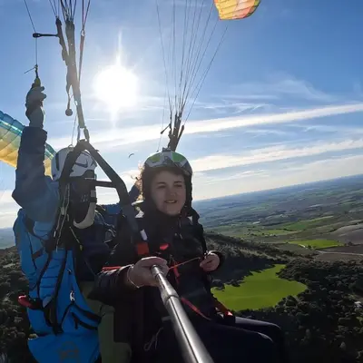 Bautismo de vuelo en paramotor desde Lora del Río, Sevilla