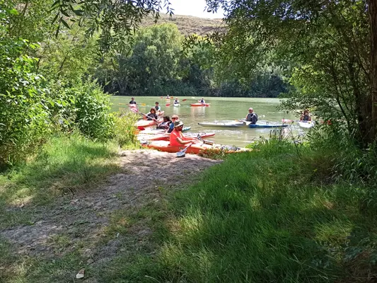 Descenso en kayak nivel muy alto San Vicente – Castillo de Davalillo con almuerzo