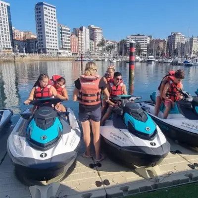 Alquiler de Motos de Agua en Gijón