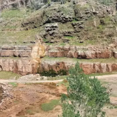 Barranquismo acuático en el Barranco del Centenar desde Montanejos, Castellón