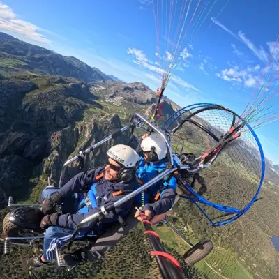Vuelo en paramotor en Ronda con vistas a la Serranía