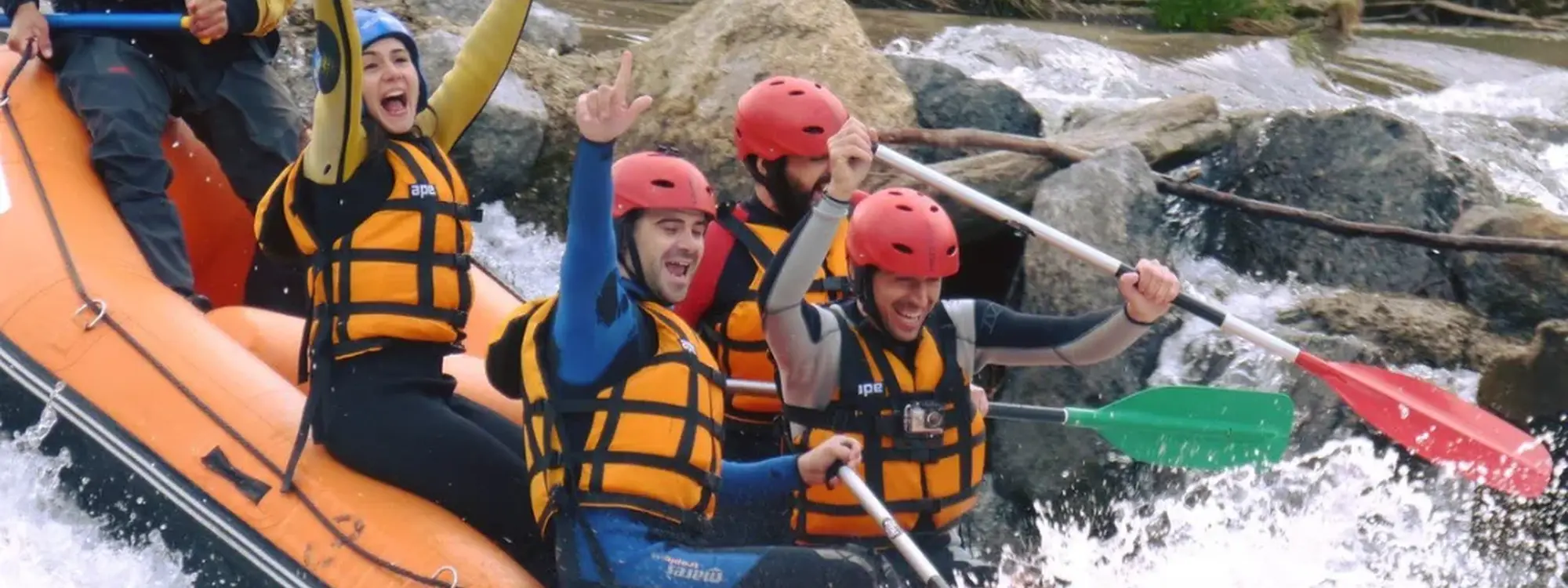 Rafting en la Sierra de Gredos por el río Tormes