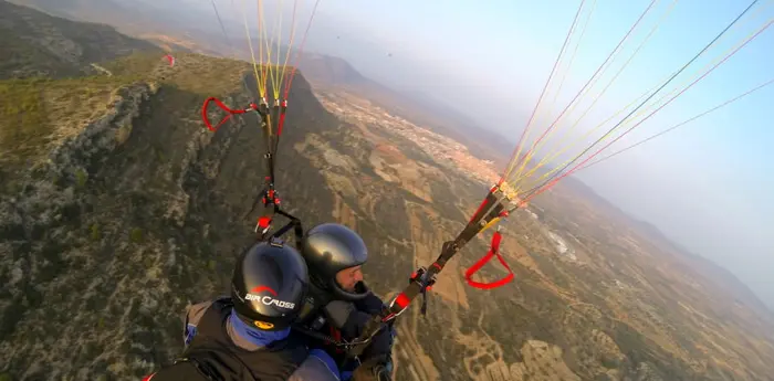 Vuelo de parapente didáctico en Villar del Arzobispo