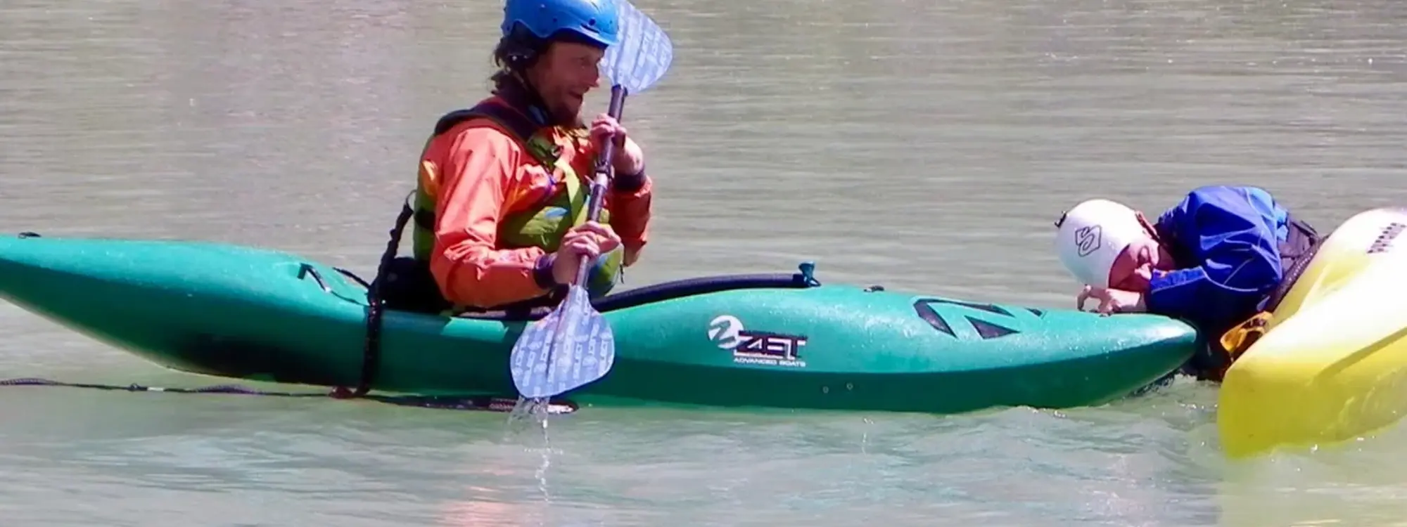 Curso de kayak en el río Gállego desde Murillo de Gállego