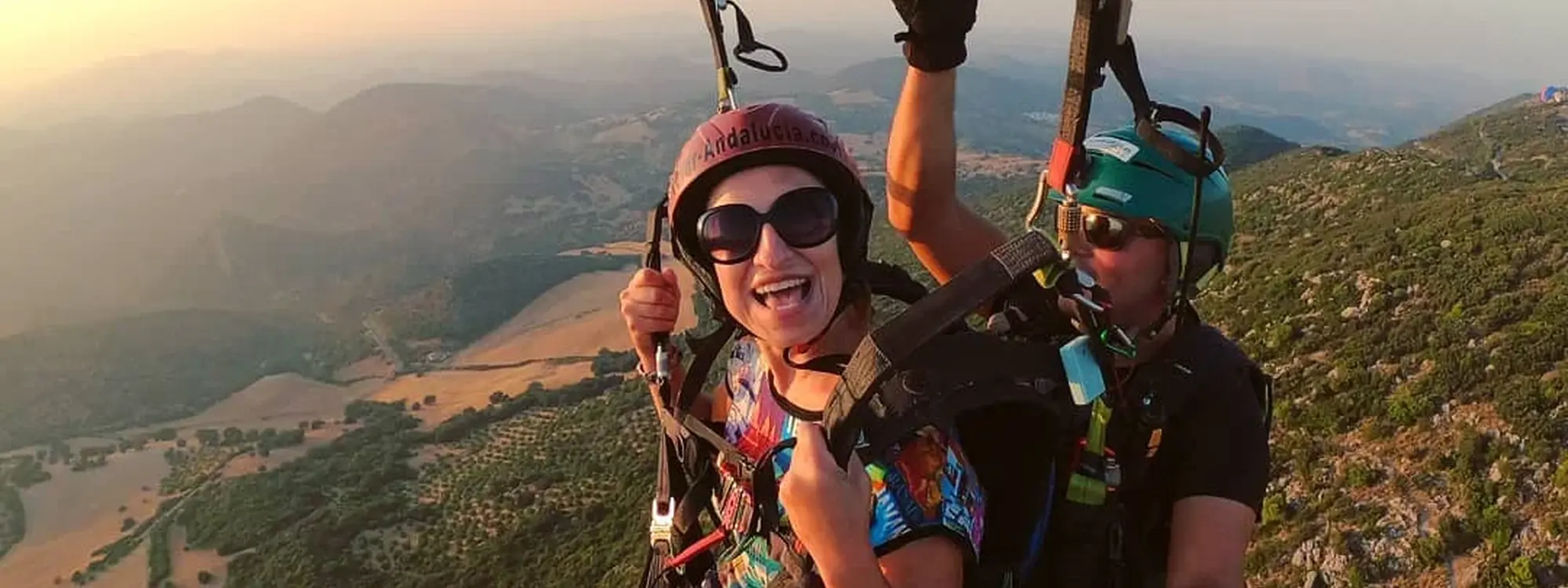 Vuelo acrobático en parapente biplaza en Algodonales