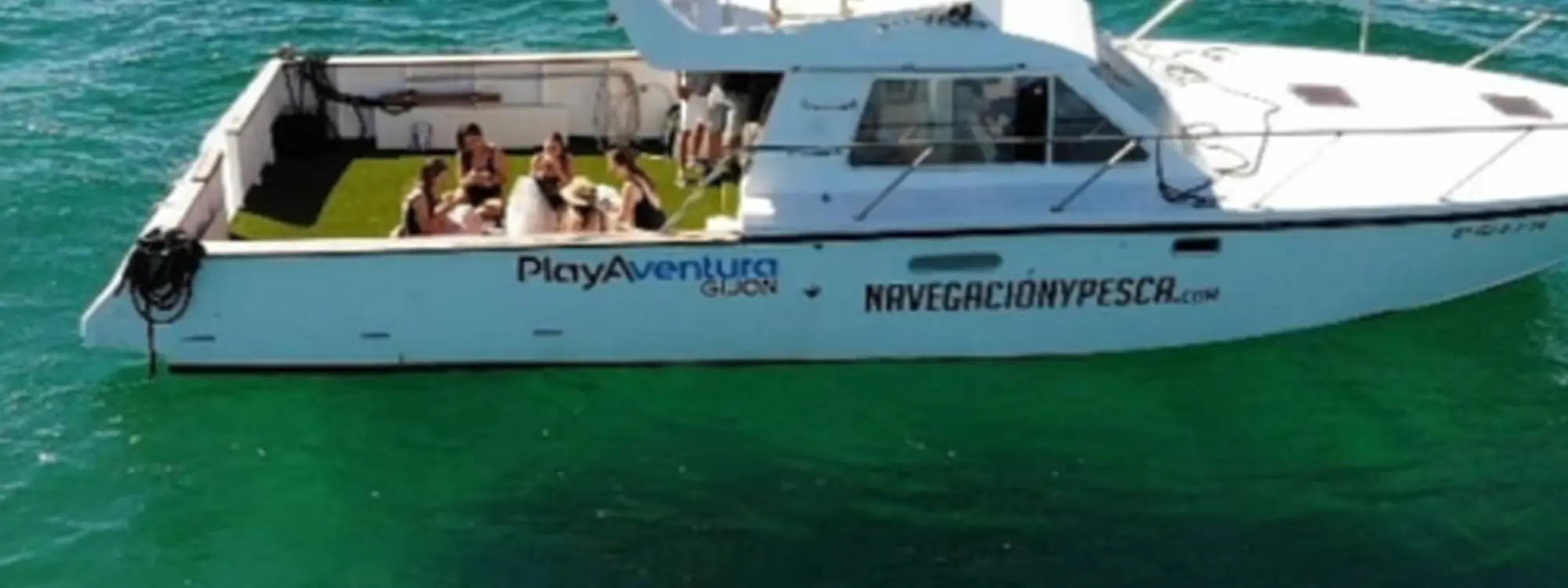 Party Boat por la bahía de Gijón