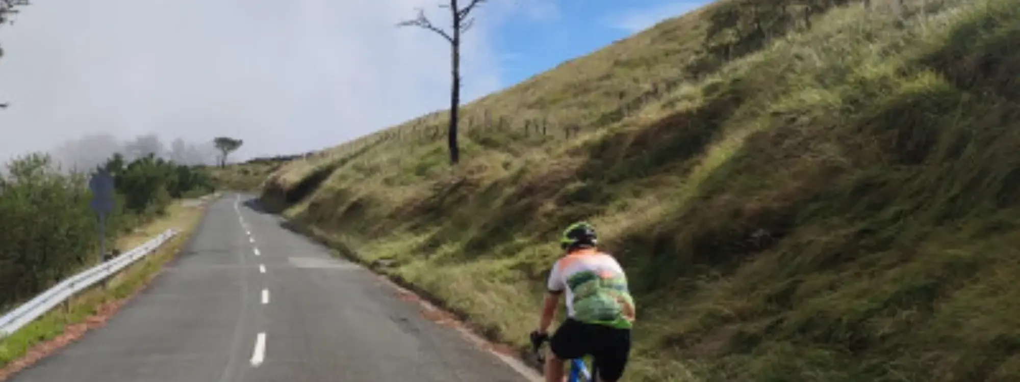 Ruta guiada en bicicleta por carretera por la Costa Vasca desde San Sebastián