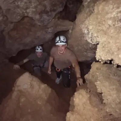 Espeleología en la Cueva de Cirat desde Montanejos, Castellón