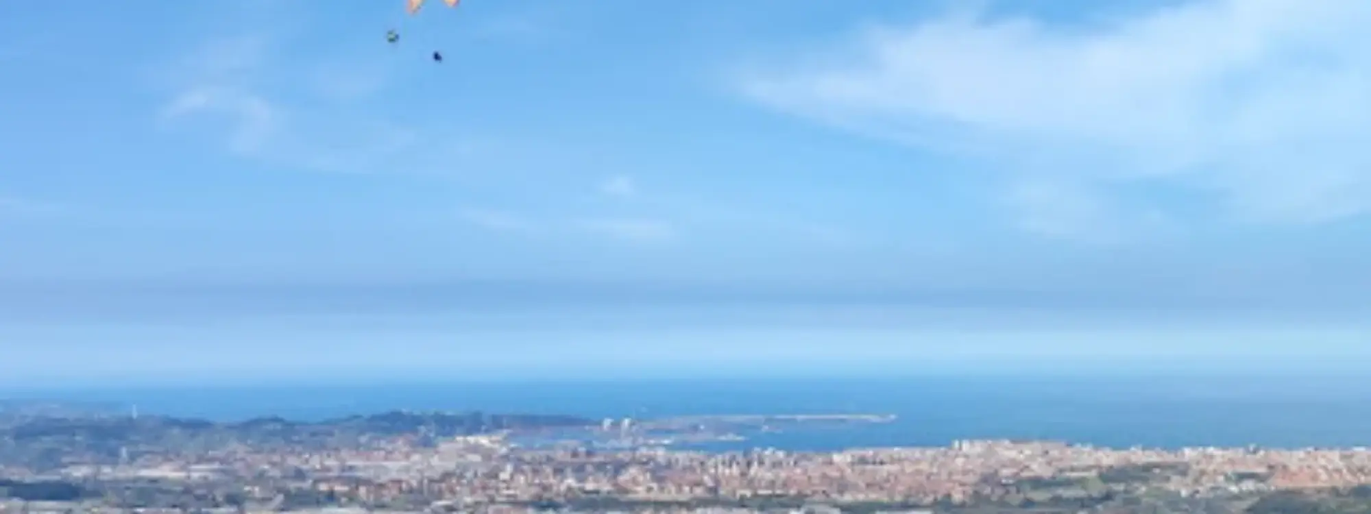 Vuelo en parapente biplaza en la Costa Alicantina desde Santa Pola