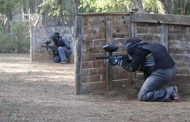 Partidas históricas de airsoft entre trincheras y fortalezas en Cuenca