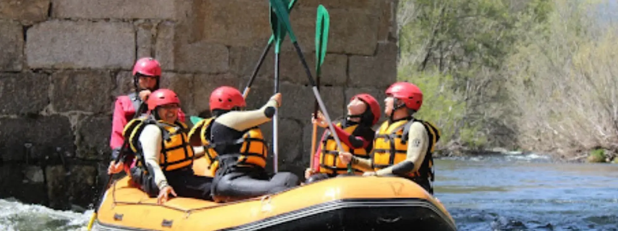 Rafting en la Sierra de Gredos por el río Tormes
