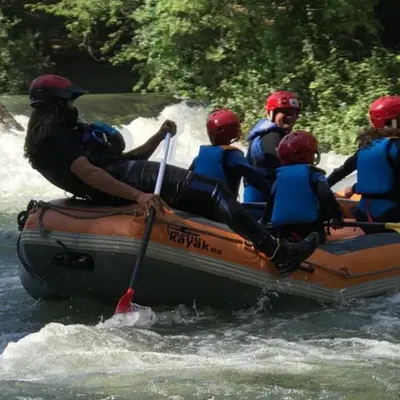 Rafting familiar y de aguas bravas en el río Ebro
