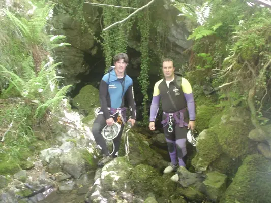Espeleobarranquismo por el Río Bedón desde Arriondas, Asturias