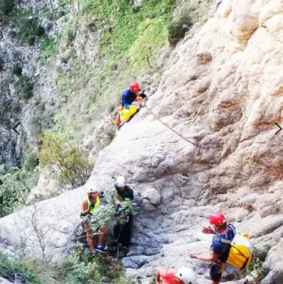 Barranquismo nivel avanzado en el Barranco del Salt de Penáguila