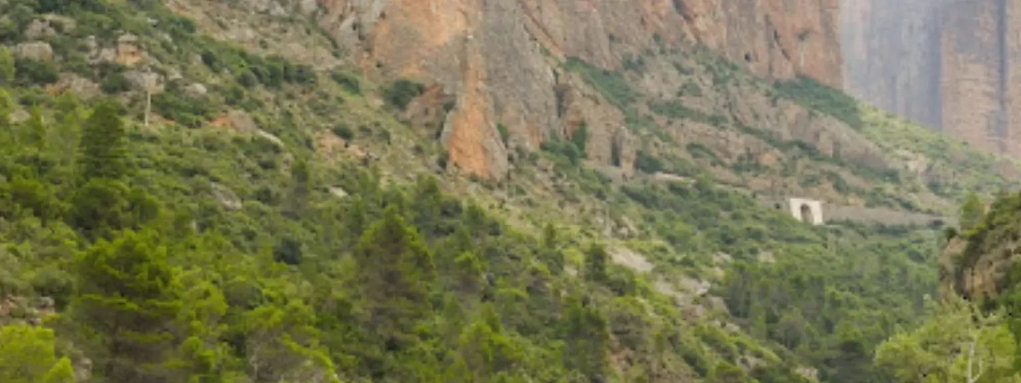Curso de kayak en el río Gállego desde Murillo de Gállego