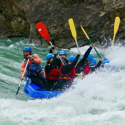 Rafting bajo los Mallos de Riglos desde Murillo de Gállego