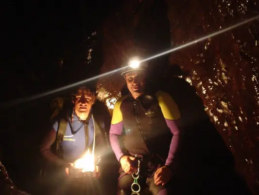 Espeleobarranquismo por el Río Bedón desde Arriondas, Asturias