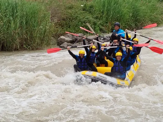 Rafting por el tramo Benamejí-Palenciana en el río Genil desde Palenciana, Córdoba