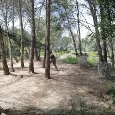 Paintball adulto con opción de barbacoa en Castellar del Vallès, Barcelona