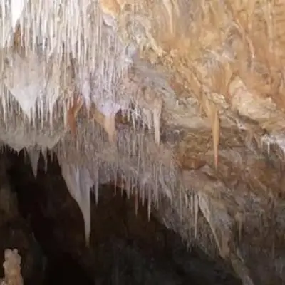 Espeleología en la Cueva del Recuenco desde Ejulve, Teruel