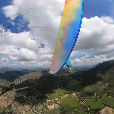 Bautismo de vuelo en parapente en Algodonales