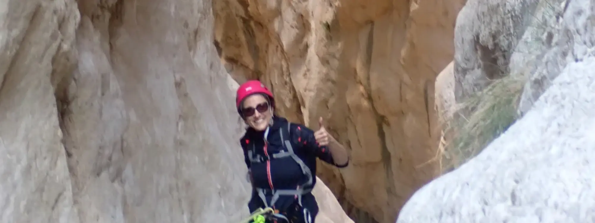 Barranquismo nivel medio en el Barranco de Garx desde Bolulla