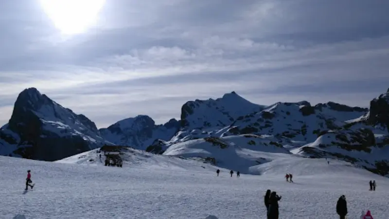 Rutas públicas de raquetas de nieve en Picos de Europa