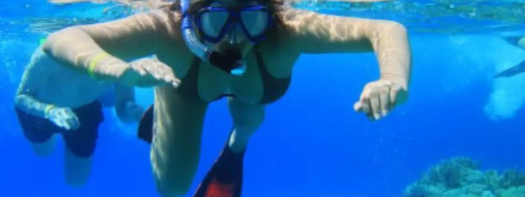 Snorkel guiado en Barcelona desde la Platja de Llevant
