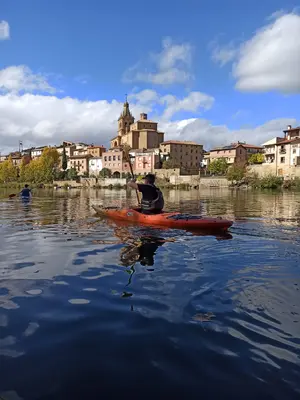 Descenso en kayak nivel alto Salinillas – Haro con almuerzo