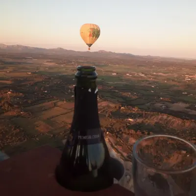 Vuelo en pareja con champagne y canapés Gourmet