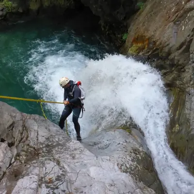 Barranco Barrosa de nivel intermedio en el Valle de Bielsa