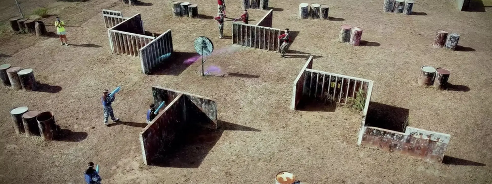 Juego de agua estilo paintball para verano en La Canonja