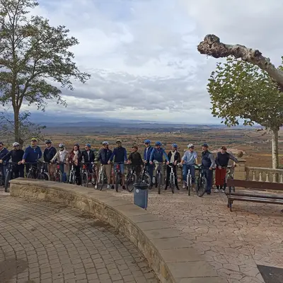 Alquiler y rutas guiadas en bicicleta eléctrica (e-bike) en Haro