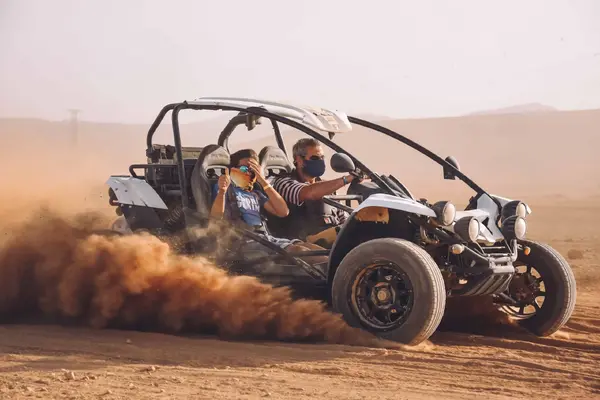 Ruta en buggy Premium Can-Am de hasta 4 plazas por Corralejo