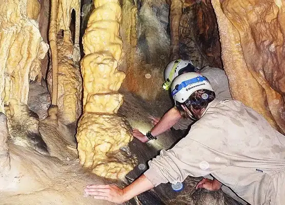 Espeleología acuática de iniciación en el Sumidero de Vallada