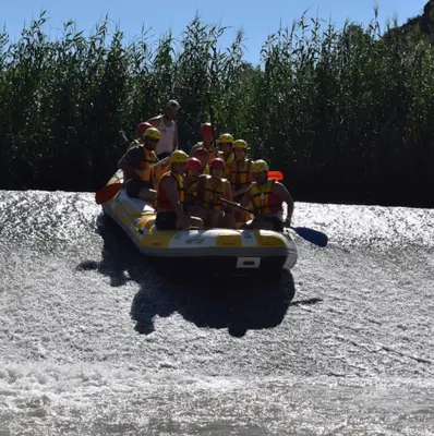 Rafting por el tramo más largo y divertido del río Segura con picnic y bebidas
