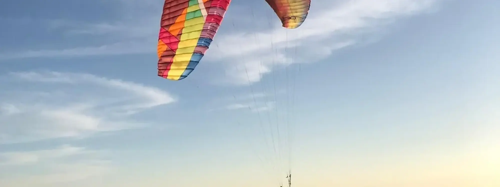 Bautismo de vuelo en paramotor desde Lora del Río, Sevilla